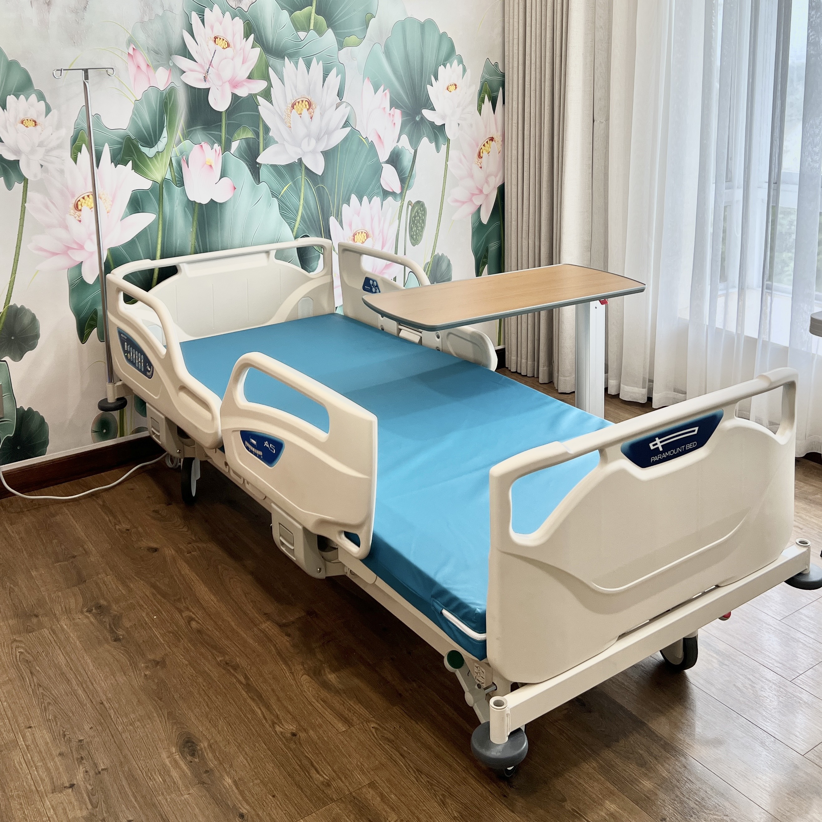 Bán giường y tế paramount Bed tại quận 3 Hồ Chí Minh